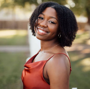 Meet your Posher, Nti